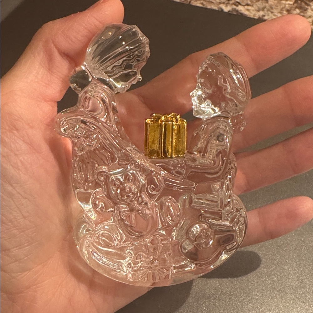 Marquis Waterford Crystal “Elves Packing the Sleigh” Figurine - Picture 4 of 5